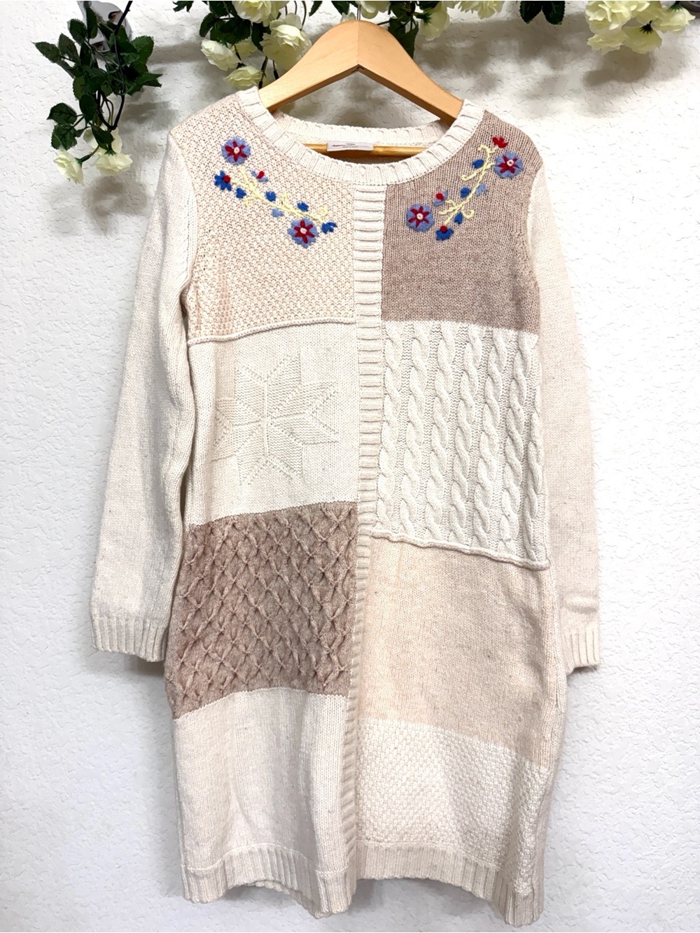 Hanna Andersson • Girls Patchwork Cable Knit Embroidered Sweater Dress 130 (8Y)